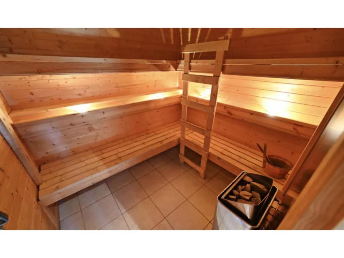 Cozy Holiday Home In La Roche-En-Ardenne With Sauna 外观 照片